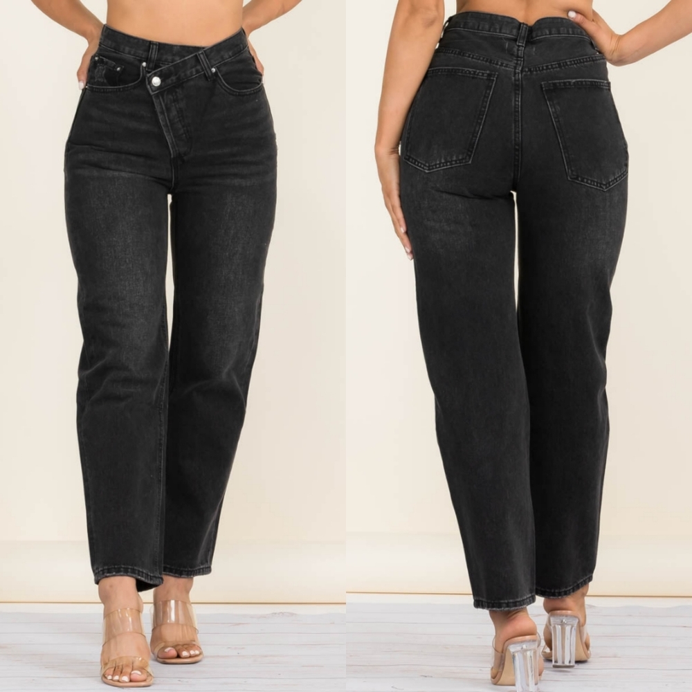 Hey Samy Stef Light Wash Asymmetrical Waistline Straight Leg Jeans NWT